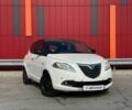 Белый Лянча Ипсилон, объемом двигателя 0 л и пробегом 107 тыс. км за 5015 $, фото 1 на Automoto.ua