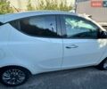 Білий Лянча Іпсілон, об'ємом двигуна 0.88 л та пробігом 97 тис. км за 5500 $, фото 19 на Automoto.ua