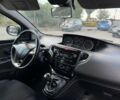 Белый Лянча Ипсилон, объемом двигателя 1.25 л и пробегом 180 тыс. км за 5012 $, фото 3 на Automoto.ua