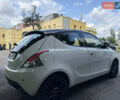 Белый Лянча Ипсилон, объемом двигателя 0.9 л и пробегом 92 тыс. км за 5450 $, фото 8 на Automoto.ua