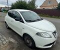 Білий Лянча Іпсілон, об'ємом двигуна 0.88 л та пробігом 130 тис. км за 6300 $, фото 6 на Automoto.ua
