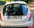 Білий Лянча Іпсілон, об'ємом двигуна 1.2 л та пробігом 120 тис. км за 4800 $, фото 2 на Automoto.ua
