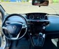 Білий Лянча Іпсілон, об'ємом двигуна 0.88 л та пробігом 92 тис. км за 7000 $, фото 9 на Automoto.ua