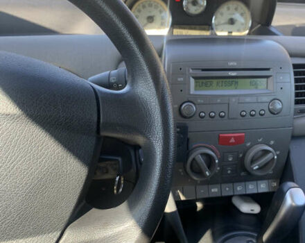 Бежевый Лянча Ипсилон, объемом двигателя 1.37 л и пробегом 133 тыс. км за 5000 $, фото 6 на Automoto.ua