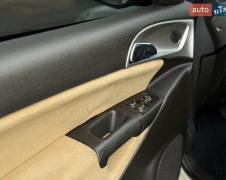 Бежевый Лянча Ипсилон, объемом двигателя 1.37 л и пробегом 75 тыс. км за 5550 $, фото 7 на Automoto.ua