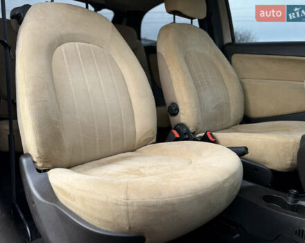 Бежевый Лянча Ипсилон, объемом двигателя 1.37 л и пробегом 75 тыс. км за 5550 $, фото 9 на Automoto.ua