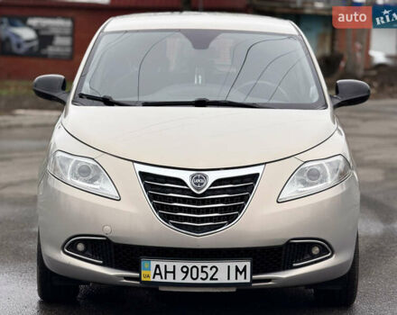 Бежевый Лянча Ипсилон, объемом двигателя 0.88 л и пробегом 79 тыс. км за 5399 $, фото 7 на Automoto.ua