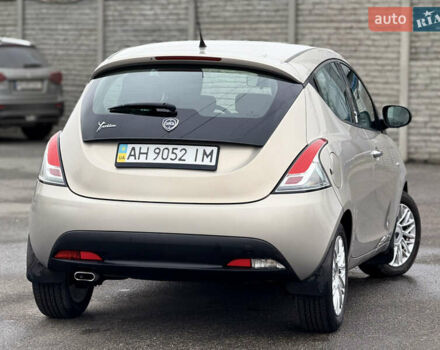 Бежевый Лянча Ипсилон, объемом двигателя 0.88 л и пробегом 79 тыс. км за 5399 $, фото 4 на Automoto.ua