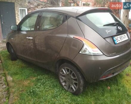 Коричневый Лянча Ипсилон, объемом двигателя 0.88 л и пробегом 220 тыс. км за 3500 $, фото 3 на Automoto.ua