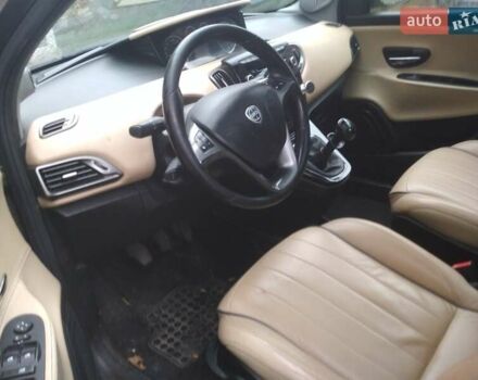 Коричневый Лянча Ипсилон, объемом двигателя 0.88 л и пробегом 220 тыс. км за 3500 $, фото 2 на Automoto.ua