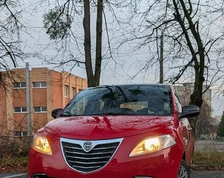 Червоний Лянча Іпсілон, об'ємом двигуна 0.88 л та пробігом 71 тис. км за 4950 $, фото 9 на Automoto.ua