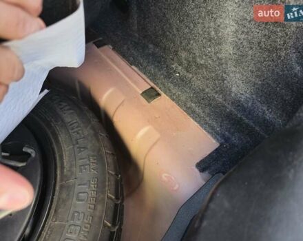 Красный Лянча Ипсилон, объемом двигателя 0.88 л и пробегом 89 тыс. км за 4444 $, фото 26 на Automoto.ua