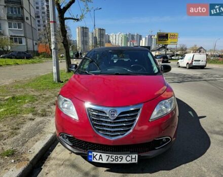 Красный Лянча Ипсилон, объемом двигателя 0.88 л и пробегом 89 тыс. км за 4444 $, фото 3 на Automoto.ua