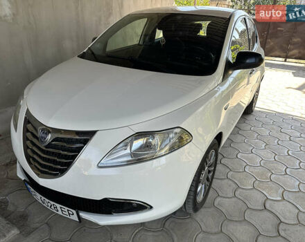 Лянча Іпсілон, об'ємом двигуна 0.88 л та пробігом 140 тис. км за 5250 $, фото 1 на Automoto.ua