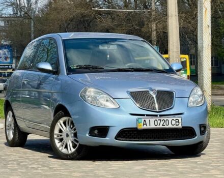 Синий Лянча Ипсилон, объемом двигателя 1.4 л и пробегом 144 тыс. км за 3400 $, фото 1 на Automoto.ua