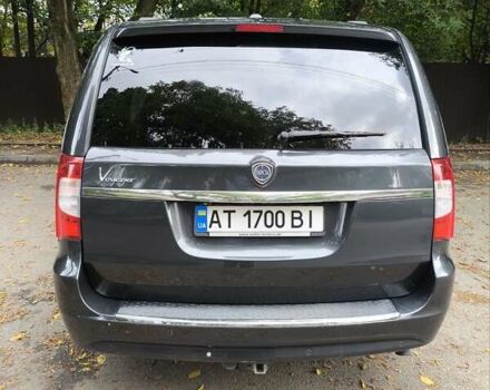 Черный Лянча Voyager, объемом двигателя 2.78 л и пробегом 229 тыс. км за 11800 $, фото 15 на Automoto.ua