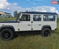 Білий Ленд Ровер Дефендер, об'ємом двигуна 2.5 л та пробігом 238 тис. км за 28000 $, фото 1 на Automoto.ua