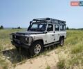 Білий Ленд Ровер Дефендер, об'ємом двигуна 2.4 л та пробігом 213 тис. км за 15500 $, фото 1 на Automoto.ua