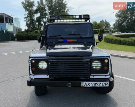 Білий Ленд Ровер Дефендер, об'ємом двигуна 2.4 л та пробігом 90 тис. км за 22333 $, фото 14 на Automoto.ua