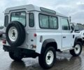Білий Ленд Ровер Дефендер, об'ємом двигуна 2.2 л та пробігом 225 тис. км за 50290 $, фото 6 на Automoto.ua