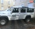 Белый Ленд Ровер Дефендер, объемом двигателя 2.2 л и пробегом 70 тыс. км за 49999 $, фото 3 на Automoto.ua