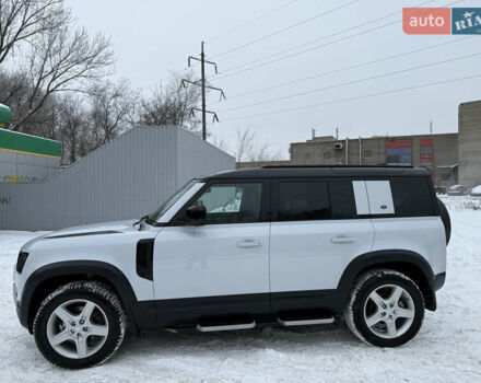 Белый Ленд Ровер Дефендер, объемом двигателя 3 л и пробегом 134 тыс. км за 64200 $, фото 10 на Automoto.ua