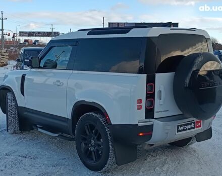 Білий Ленд Ровер Дефендер, об'ємом двигуна 2 л та пробігом 96 тис. км за 58650 $, фото 7 на Automoto.ua