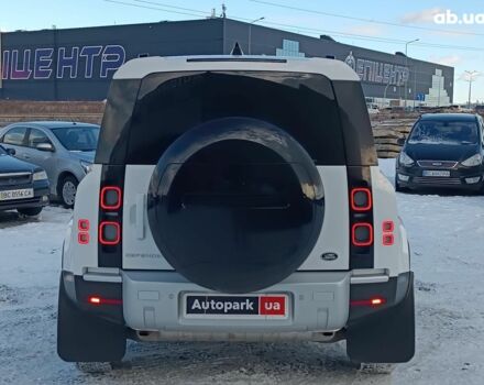 Білий Ленд Ровер Дефендер, об'ємом двигуна 2 л та пробігом 96 тис. км за 58650 $, фото 9 на Automoto.ua