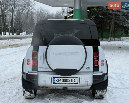 Белый Ленд Ровер Дефендер, объемом двигателя 3 л и пробегом 143 тыс. км за 64200 $, фото 9 на Automoto.ua