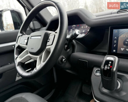 Белый Ленд Ровер Дефендер, объемом двигателя 3 л и пробегом 134 тыс. км за 64200 $, фото 13 на Automoto.ua