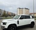 Белый Ленд Ровер Дефендер, объемом двигателя 3 л и пробегом 55 тыс. км за 77111 $, фото 1 на Automoto.ua