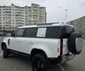 Білий Ленд Ровер Дефендер, об'ємом двигуна 3 л та пробігом 55 тис. км за 77111 $, фото 60 на Automoto.ua