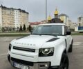 Белый Ленд Ровер Дефендер, объемом двигателя 3 л и пробегом 55 тыс. км за 77111 $, фото 67 на Automoto.ua