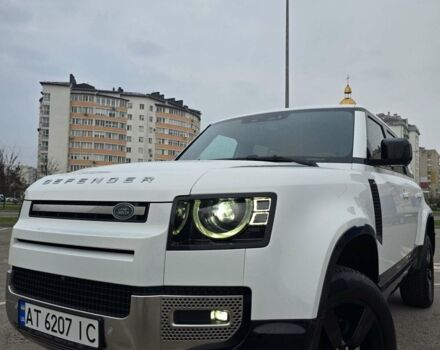 Білий Ленд Ровер Дефендер, об'ємом двигуна 3 л та пробігом 55 тис. км за 77111 $, фото 63 на Automoto.ua