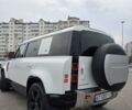 Білий Ленд Ровер Дефендер, об'ємом двигуна 3 л та пробігом 55 тис. км за 77111 $, фото 5 на Automoto.ua