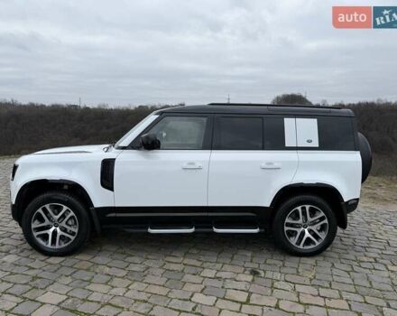 Білий Ленд Ровер Дефендер, об'ємом двигуна 3 л та пробігом 33 тис. км за 89000 $, фото 4 на Automoto.ua