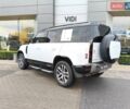 Ленд Ровер Дефендер 2023 у Києві на Automoto.ua Білий Ленд Ровер Дефендер, об'ємом двигуна 3 л та пробігом 29 тис. км за 87715 $, фото 12 на Automoto.ua
