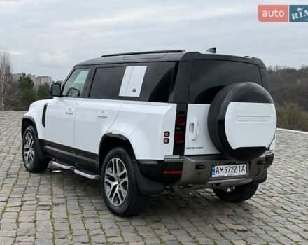 Білий Ленд Ровер Дефендер, об'ємом двигуна 3 л та пробігом 33 тис. км за 89000 $, фото 6 на Automoto.ua