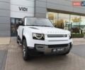Ленд Ровер Дефендер 2023 у Києві на Automoto.ua Білий Ленд Ровер Дефендер, об'ємом двигуна 3 л та пробігом 29 тис. км за 87715 $, фото 2 на Automoto.ua