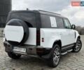 Білий Ленд Ровер Дефендер, об'ємом двигуна 3 л та пробігом 33 тис. км за 89000 $, фото 9 на Automoto.ua