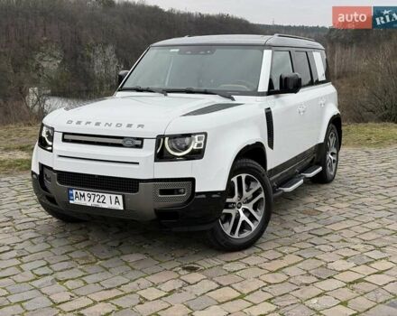 Білий Ленд Ровер Дефендер, об'ємом двигуна 3 л та пробігом 33 тис. км за 89000 $, фото 1 на Automoto.ua