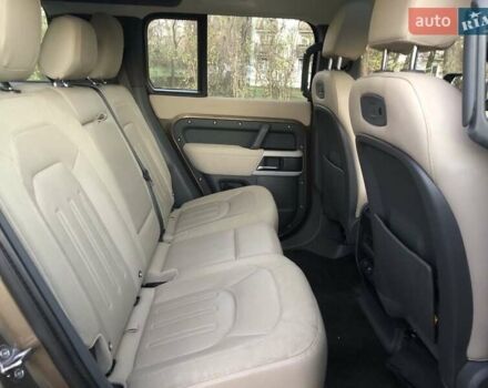 Бежевый Ленд Ровер Дефендер, объемом двигателя 2 л и пробегом 29 тыс. км за 63000 $, фото 17 на Automoto.ua