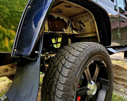 Чорний Ленд Ровер Дефендер, об'ємом двигуна 2.5 л та пробігом 231 тис. км за 56000 $, фото 14 на Automoto.ua