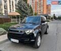 Чорний Ленд Ровер Дефендер, об'ємом двигуна 2 л та пробігом 158 тис. км за 47300 $, фото 1 на Automoto.ua