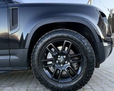 Черный Ленд Ровер Дефендер, объемом двигателя 3 л и пробегом 102 тыс. км за 88500 $, фото 63 на Automoto.ua