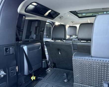 Черный Ленд Ровер Дефендер, объемом двигателя 3 л и пробегом 102 тыс. км за 88500 $, фото 57 на Automoto.ua