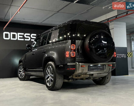 Черный Ленд Ровер Дефендер, объемом двигателя 3 л и пробегом 72 тыс. км за 83500 $, фото 6 на Automoto.ua