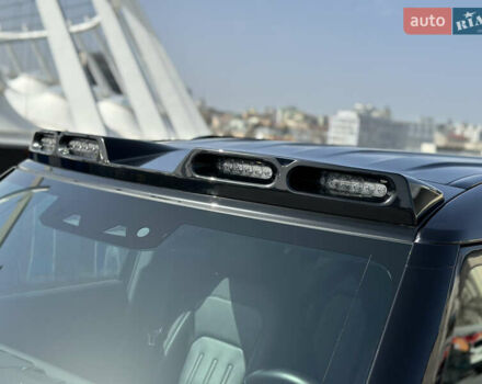 Чорний Ленд Ровер Дефендер, об'ємом двигуна 3 л та пробігом 89 тис. км за 68000 $, фото 17 на Automoto.ua