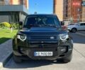 Черный Ленд Ровер Дефендер, объемом двигателя 2 л и пробегом 145 тыс. км за 52900 $, фото 1 на Automoto.ua