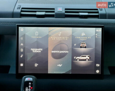 Черный Ленд Ровер Дефендер, объемом двигателя 3 л и пробегом 29 тыс. км за 89500 $, фото 45 на Automoto.ua